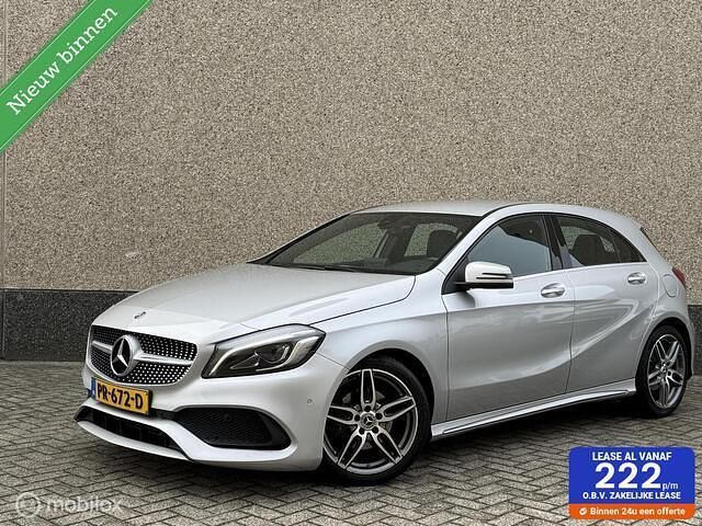 Grijs Gebruikt 2017 Mercedes A180 Business Hatchback | € 12.944 (Goede deal) - Afbeelding 1/4