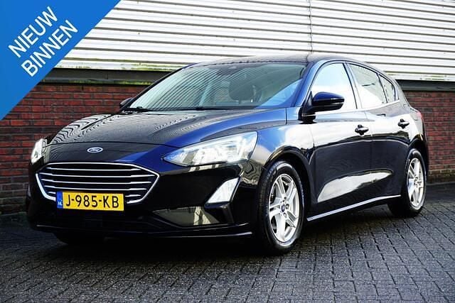 Zwart Gebruikt 2020 Ford Focus Business Edition Hatchback | € 13.450 (Super prijs) - Afbeelding 1/4