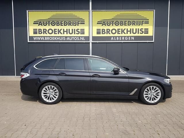 Occasion BMW 520 Executive 189 PK (139 kW) 2018 Grijs (metallic) Stationwagen