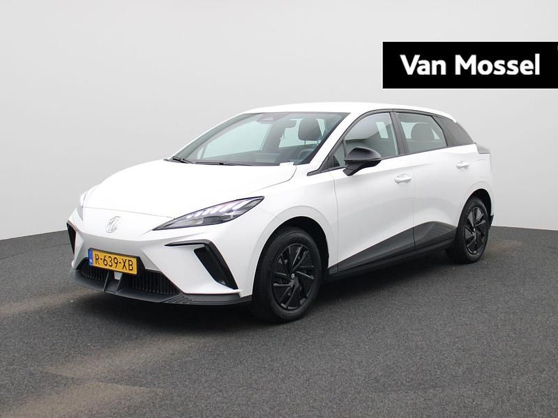 Wit Gebruikt 2022 MG MG4 EV Hatchback | € 17.495 (Eerlijke prijs) - Afbeelding 1/4