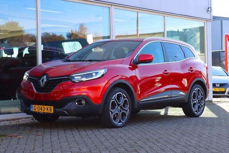 Rood (metallic) Gebruikt 2017 Renault Kadjar Intens SUV | € 11.750 (Eerlijke prijs) - Afbeelding 1/4