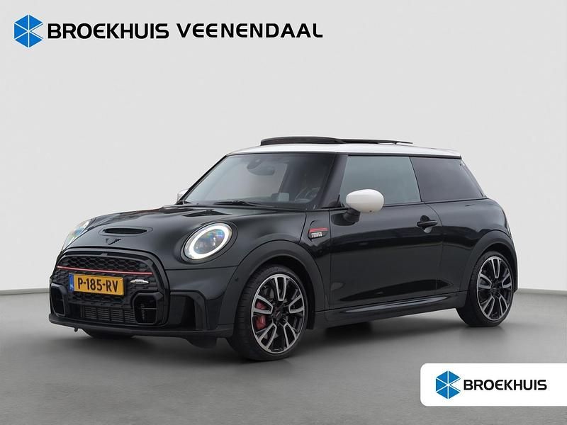 Groen Gebruikt 2022 Mini John Cooper Works Hatchback | € 37.885 (Duur) - Afbeelding 1/4