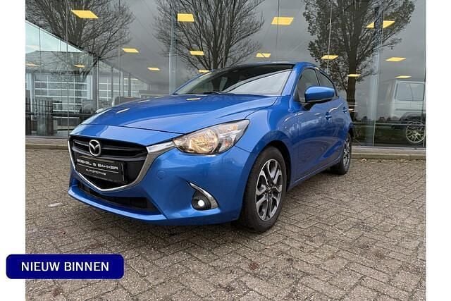 Blauw (metallic) Gebruikt 2018 Mazda 2 Dynamic Hatchback | € 11.450 (Goede deal) - Afbeelding 1/4