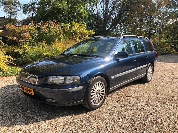 Gebruikt 2001 Volvo V70 Stationwagen | € 950 (Goede deal) - Afbeelding 1/4