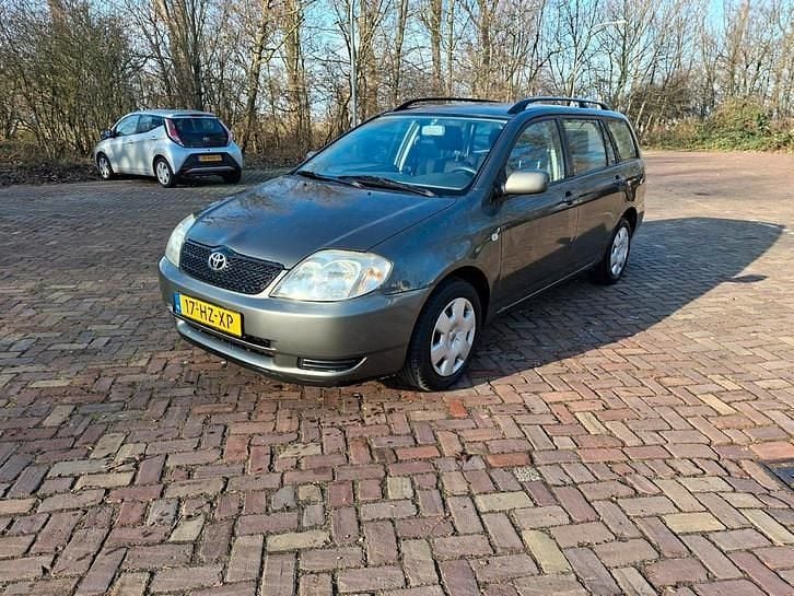 Occasion 2002 Toyota Corolla Stationwagen | € 3.000 (Eerlijke prijs) - Afbeelding 1/4