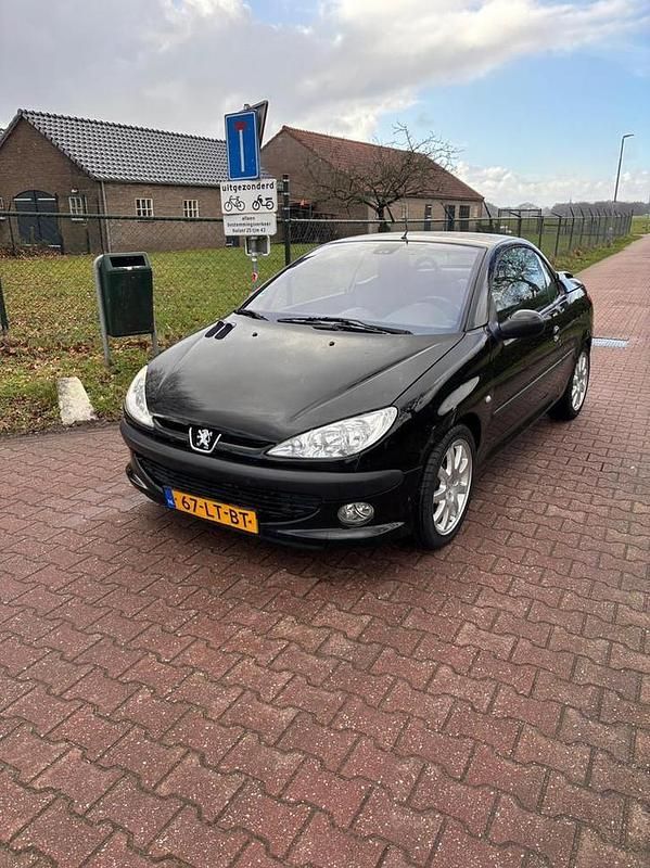 Occasion Peugeot 206 CC 136 PK (100 kW) 2003 Cabriolet