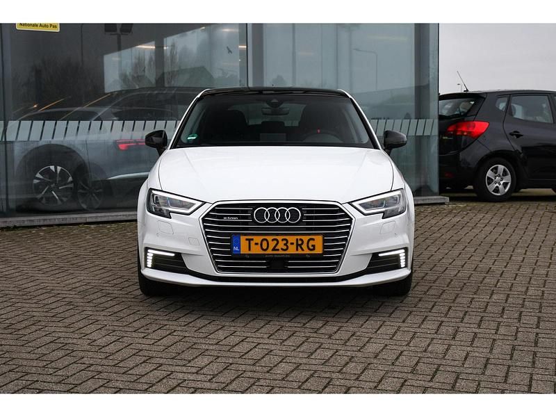 Occasion Audi A3 Sportback Sport 204 PK (150 kW) 2017 Wit Hatchback