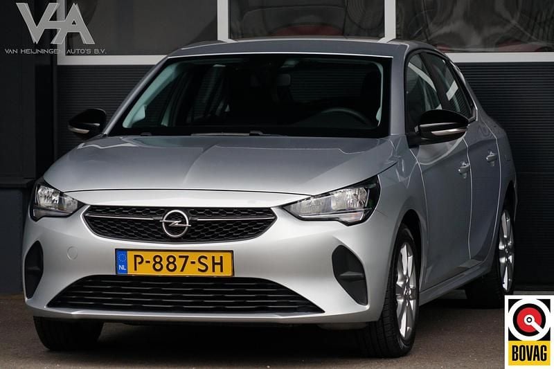 Grijs Gebruikt 2022 Opel Corsa Edition Hatchback | € 13.950 (Goede deal) - Afbeelding 1/4