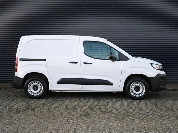 Occasion Opel Combo 102 PK (75 kW) 2024 Wit Van