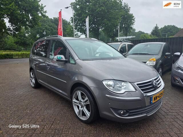 Grijs Gebruikt 2007 VW Touran Highline MPV | € 1.749 - Afbeelding 1/4