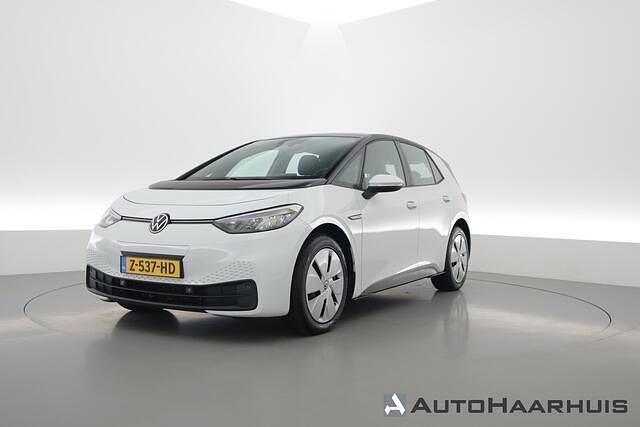 Wit Occasion 2020 VW ID.3 Pro Hatchback | € 17.900 (Eerlijke prijs) - Afbeelding 1/3