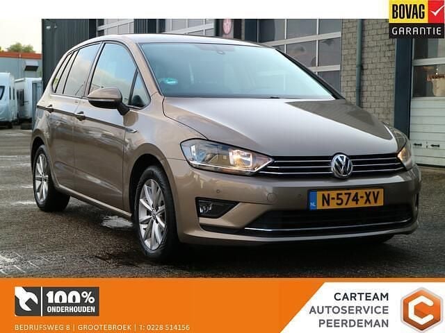 Bruin Gebruikt 2015 VW Golf Sportsvan Highline MPV | € 13.950 (Goede deal) - Afbeelding 1/4