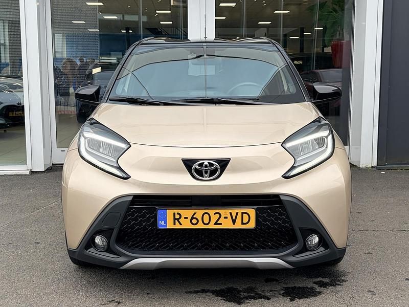 Occasion Toyota Aygo X Envy 72 PK (52 kW) 2022 Bruin SUV