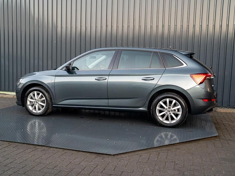 Occasion Skoda Scala Style 2022 Grijs Hatchback