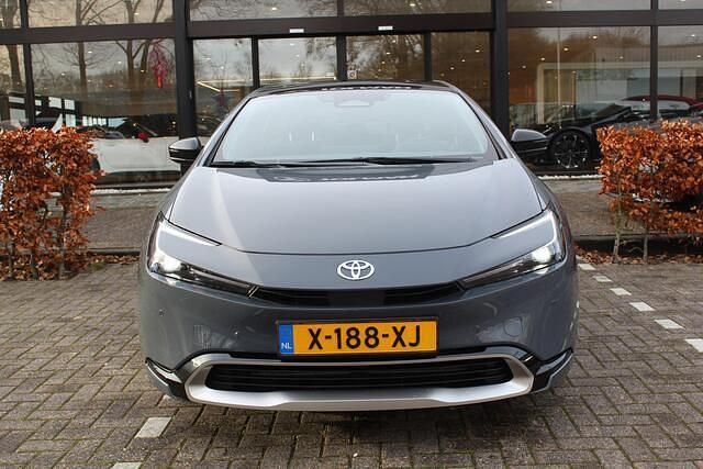 Occasion Toyota Prius Executive 223 PK (164 kW) 2024 Grijs Hatchback