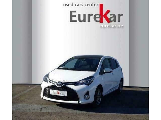 Wit Gebruikt 2016 Toyota Yaris Lounge SUV | € 12.990 - Afbeelding 1/4