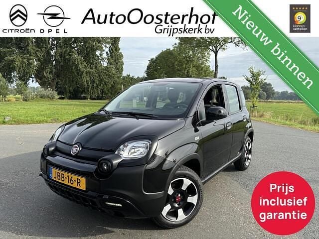 Zwart Gebruikt 2023 Fiat Panda Cross Cross Hatchback | € 14.950 (Goede deal) - Afbeelding 1/4