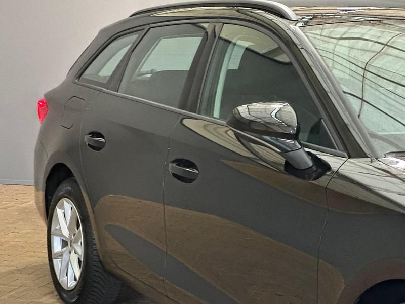 Occasion Seat Leon Reference 89 PK (65 kW) 2023 Zwart Stationwagen