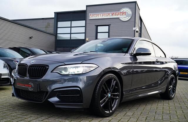 Grijs Gebruikt 2019 BMW 218 Executive Coupé | € 19.995 (Goede deal) - Afbeelding 1/4