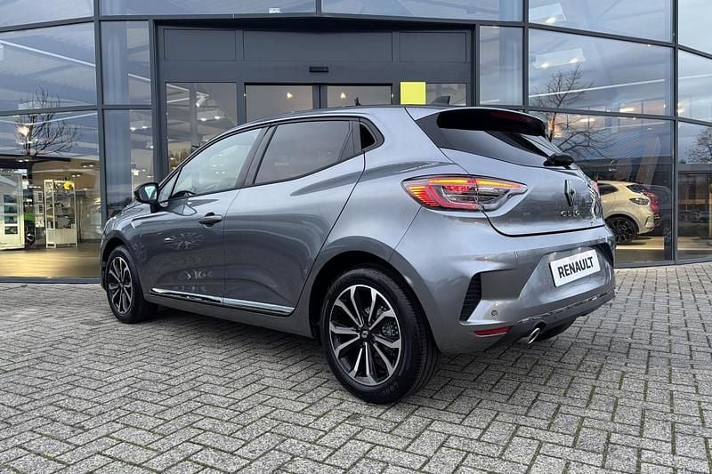 Nieuw Renault Clio V Techno 91 PK (66 kW) 2026 Gris schiste kqg Hatchback