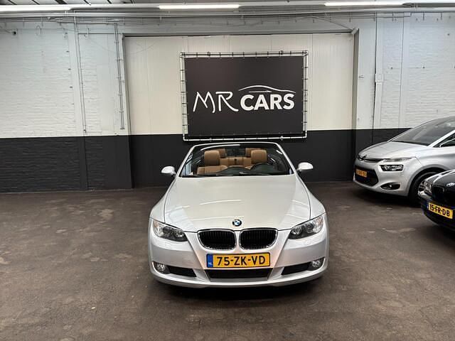Grijs Gebruikt 2008 BMW 320 Cabriolet Executive Cabriolet | € 9.950 (Eerlijke prijs) - Afbeelding 1/4