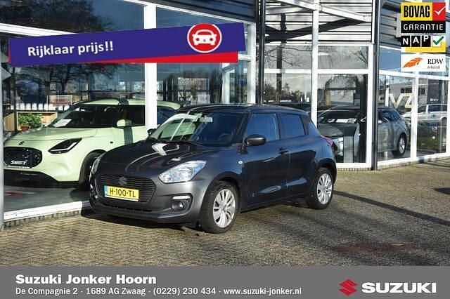 Grijs Occasion 2020 Suzuki Swift Hatchback | € 13.444 (Eerlijke prijs) - Afbeelding 1/4