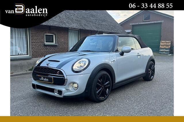 Grijs (metallic) Occasion 2018 Mini John Cooper Works Cabriolet Cabriolet | € 19.950 (Goede deal) - Afbeelding 1/4