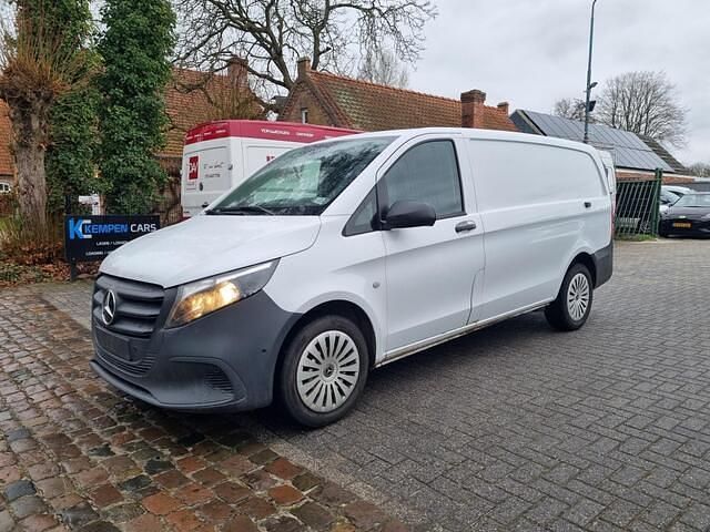 Wit Occasion 2024 Mercedes Vito Van | € 21.950 (Super prijs) - Afbeelding 1/4
