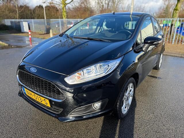 Occasion Ford Fiesta Style 80 PK (58 kW) 2017 Zwart Hatchback