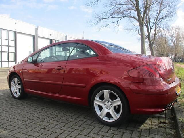 Occasion Peugeot 307 CC 140 PK (102 kW) 2005 Rood (metallic) Cabriolet