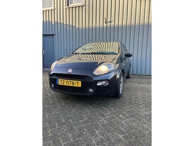 Occasion Fiat Punto Evo 100 PK (73 kW) 2018 Zwart Hatchback