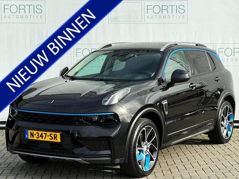 Zwart Gebruikt 2021 Lynk & Co 01 SUV | € 23.400 (Eerlijke prijs) - Afbeelding 1/4
