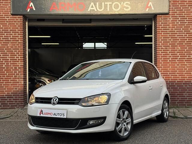 Wit Gebruikt 2010 VW Polo Comfortline Hatchback | € 5.850 (Eerlijke prijs) - Afbeelding 1/4