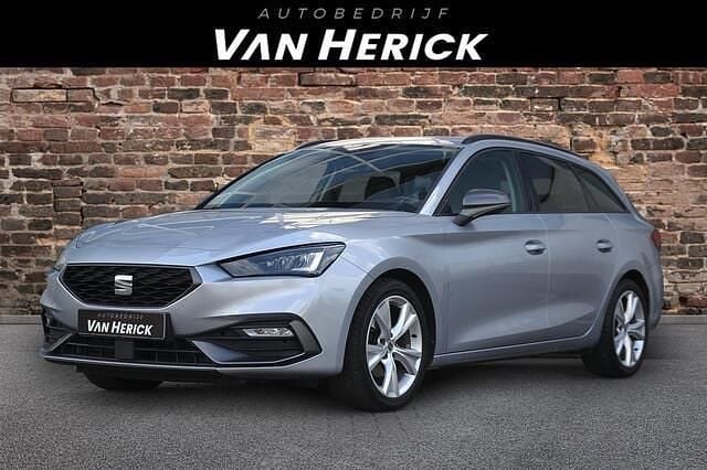 Zilver Gebruikt 2021 Seat Leon FR Hatchback | € 20.745 (Goede deal) - Afbeelding 1/4