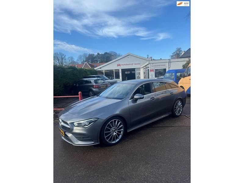Grijs Occasion 2020 Mercedes CLA200 Business Stationwagen | € 21.950 (Eerlijke prijs) - Afbeelding 1/4