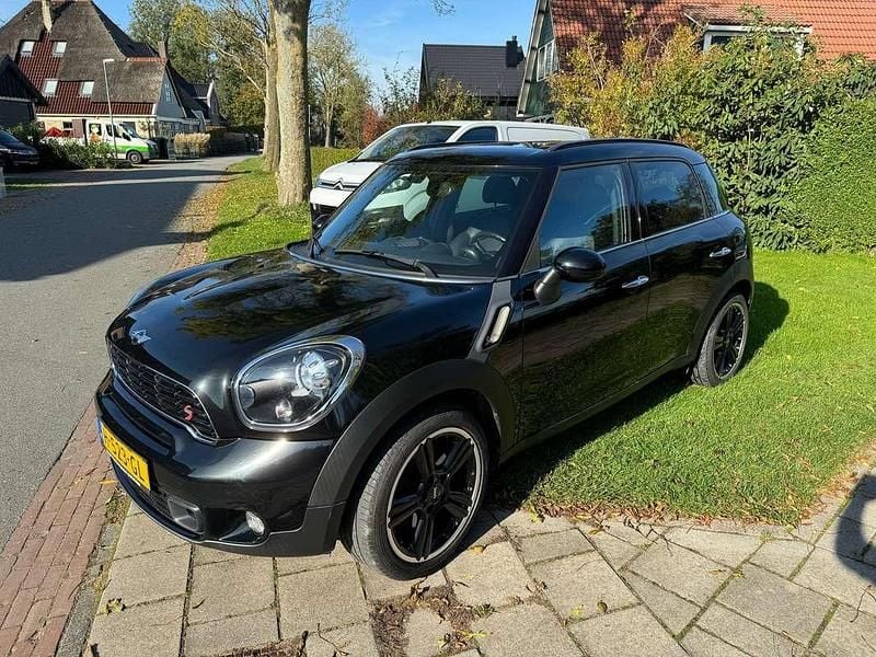 Zwart Gebruikt 2012 Mini Cooper S Countryman SUV | € 8.999 (Eerlijke prijs) - Afbeelding 1/4