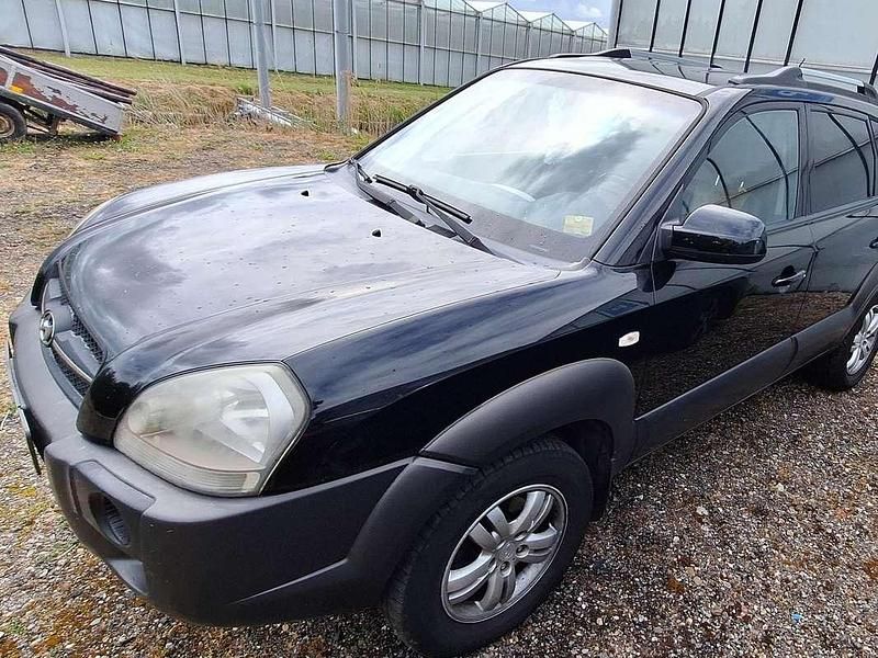 Zwart Gebruikt 2006 Hyundai Tucson Premium SUV | € 3.300 (Eerlijke prijs) - Afbeelding 1/4