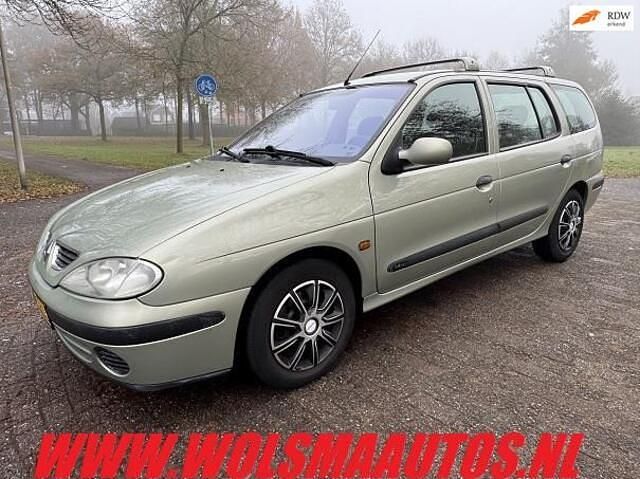 Occasion Renault Mégane Authentique 95 PK (69 kW) 2001 Groen Stationwagen