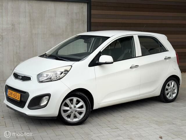 Wit Occasion 2012 Kia Picanto Hatchback | € 4.995 (Eerlijke prijs) - Afbeelding 1/4