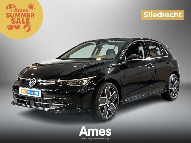 Zwart, metallic lak Nieuw 2024 VW Golf VIII Style Hatchback | € 36.995 (Eerlijke prijs) - Afbeelding 1/3
