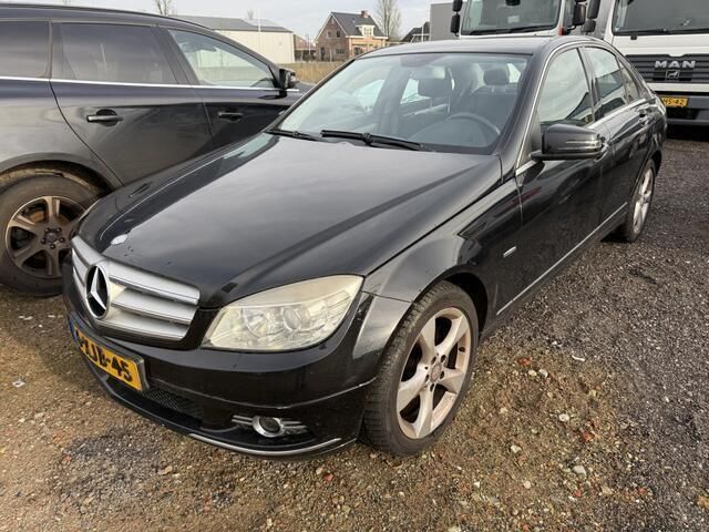 Zwart Gebruikt 2009 Mercedes C250 Sedan | € 2.450 - Afbeelding 1/4