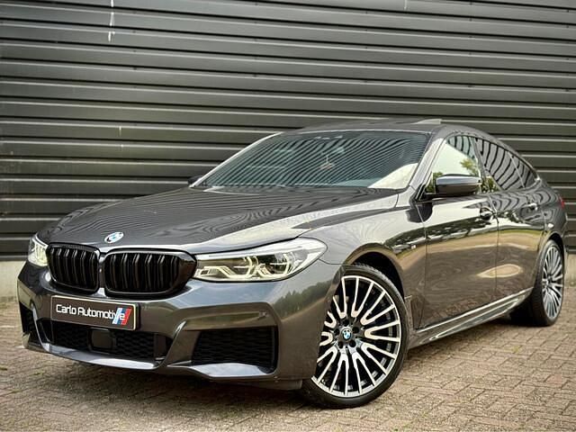 Grijs / sophistograu brillanteffekt metalli Gebruikt 2019 BMW 640 Executive Coupé | € 33.950 (Iets duurder) - Afbeelding 1/4