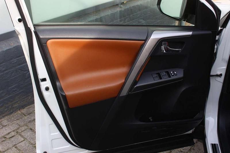 Occasion Toyota RAV4 Hybrid Style 197 PK (144 kW) 2016 SUV