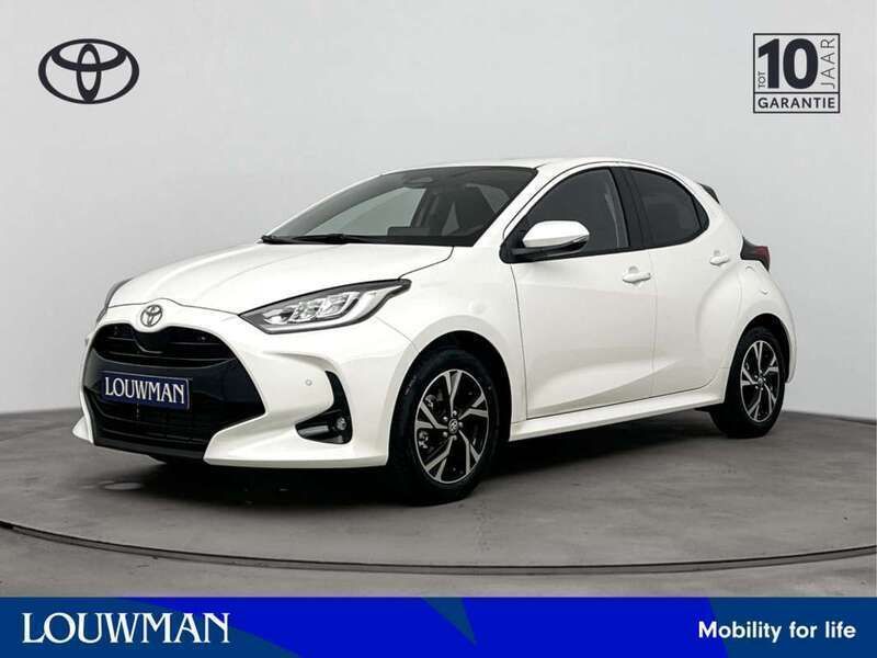 Wit Nieuw 2025 Toyota Yaris Hybrid Comfort Hatchback | € 30.939 (Eerlijke prijs) - Afbeelding 1/4