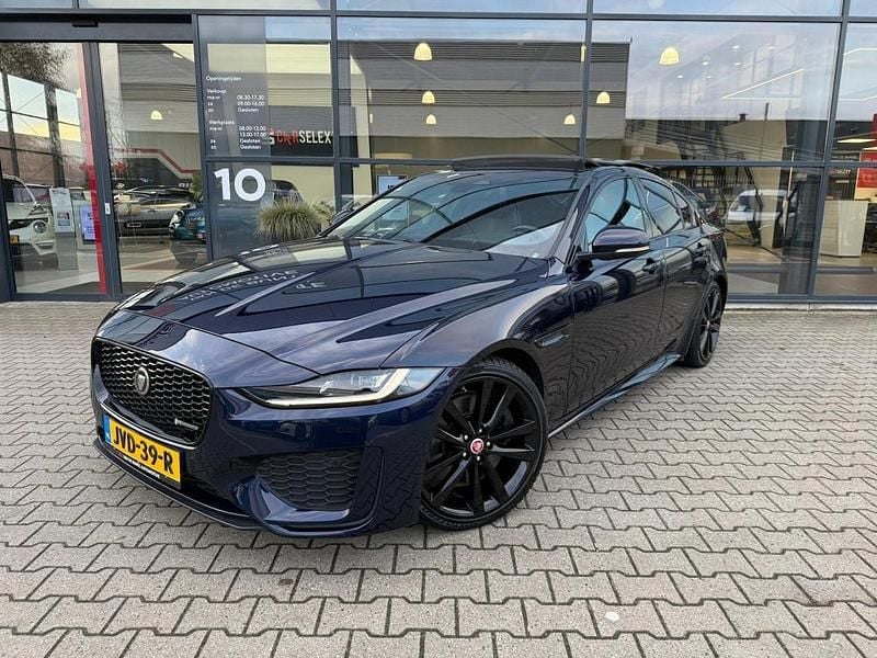 Occasion Jaguar XE R-Dynamic 2022 Blauw Sedan