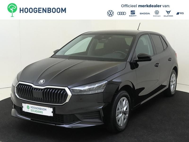 Zwart Gebruikt 2024 Skoda Fabia Ambition Hatchback | € 17.950 (Eerlijke prijs) - Afbeelding 1/3