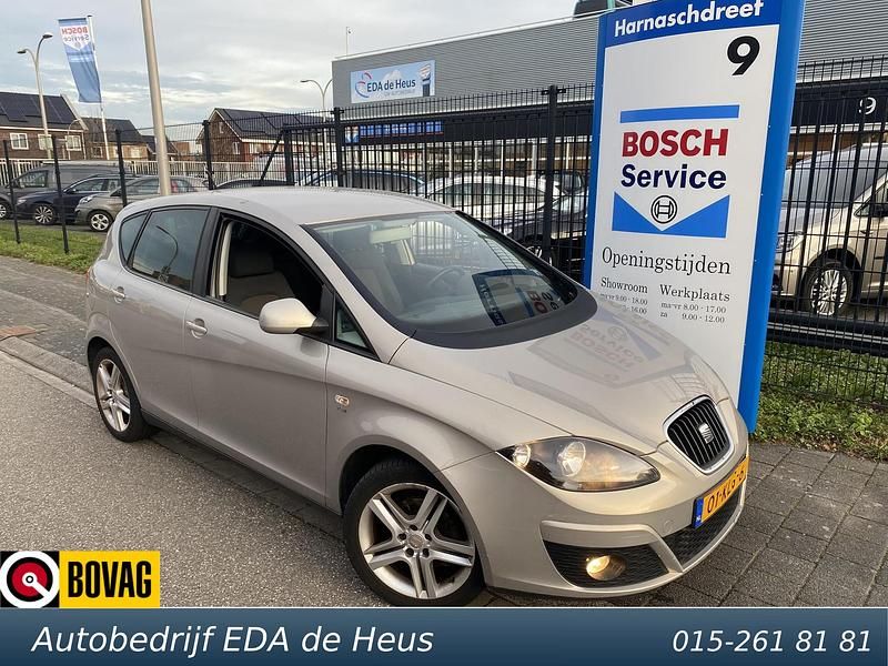 Beige Gebruikt 2010 Seat Altea Style MPV | € 6.095 - Afbeelding 1/4