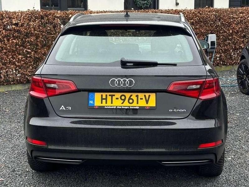 Occasion Audi A3 150 PK (110 kW) 2015 Zwart Hatchback
