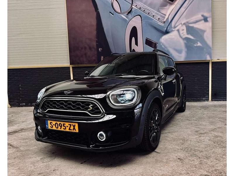 Zwart Gebruikt 2019 Mini Cooper S Countryman Chili SUV | € 22.900 (Eerlijke prijs) - Afbeelding 1/4