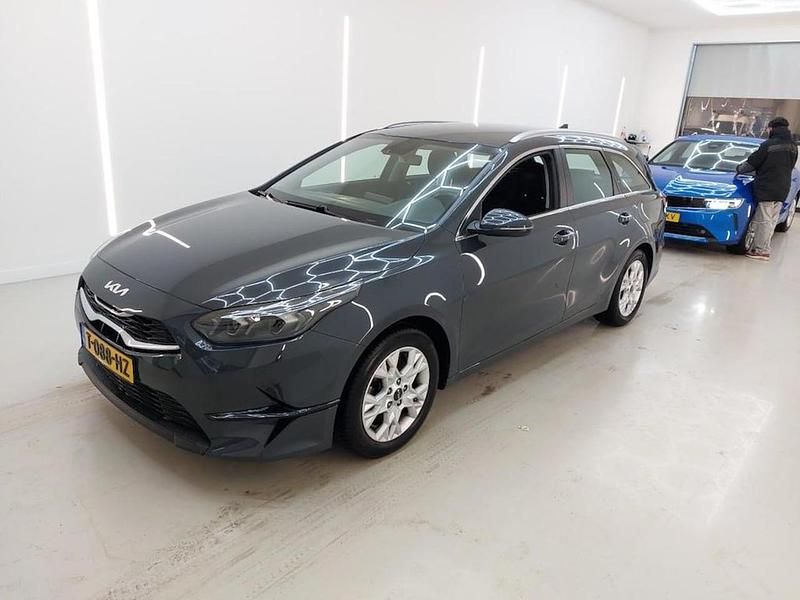 Occasion Kia Ceed Sportswagon 2023 Grijs Stationwagen